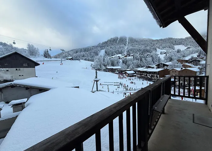 La Clusaz Centre Village , Pied Des Pistes, 42 M2 , Balcon Sud Vue Montagne