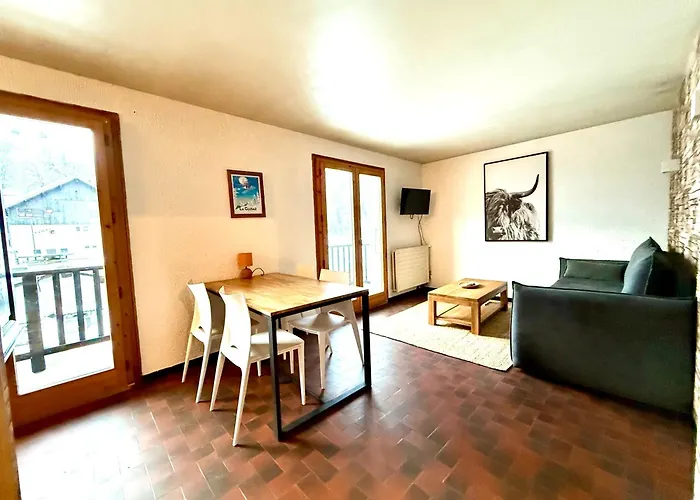 La Clusaz Centre Village , Pied Des Pistes, 42 M2 , Balcon Sud Vue Montagne