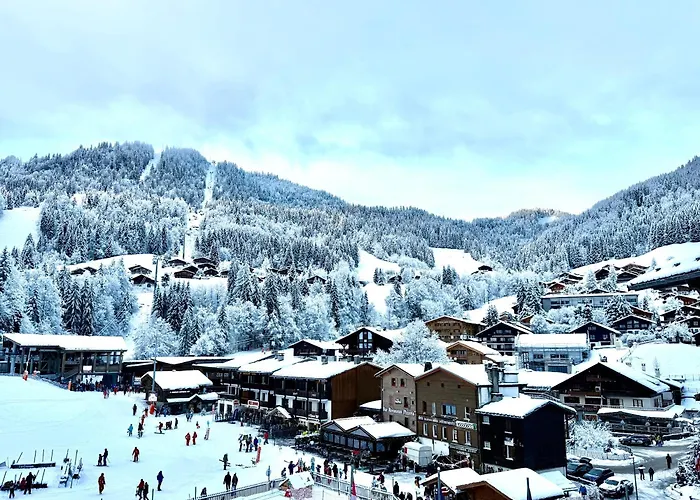 La Clusaz Centre Village , Pied Des Pistes, 42 M2 , Balcon Sud Vue Montagne