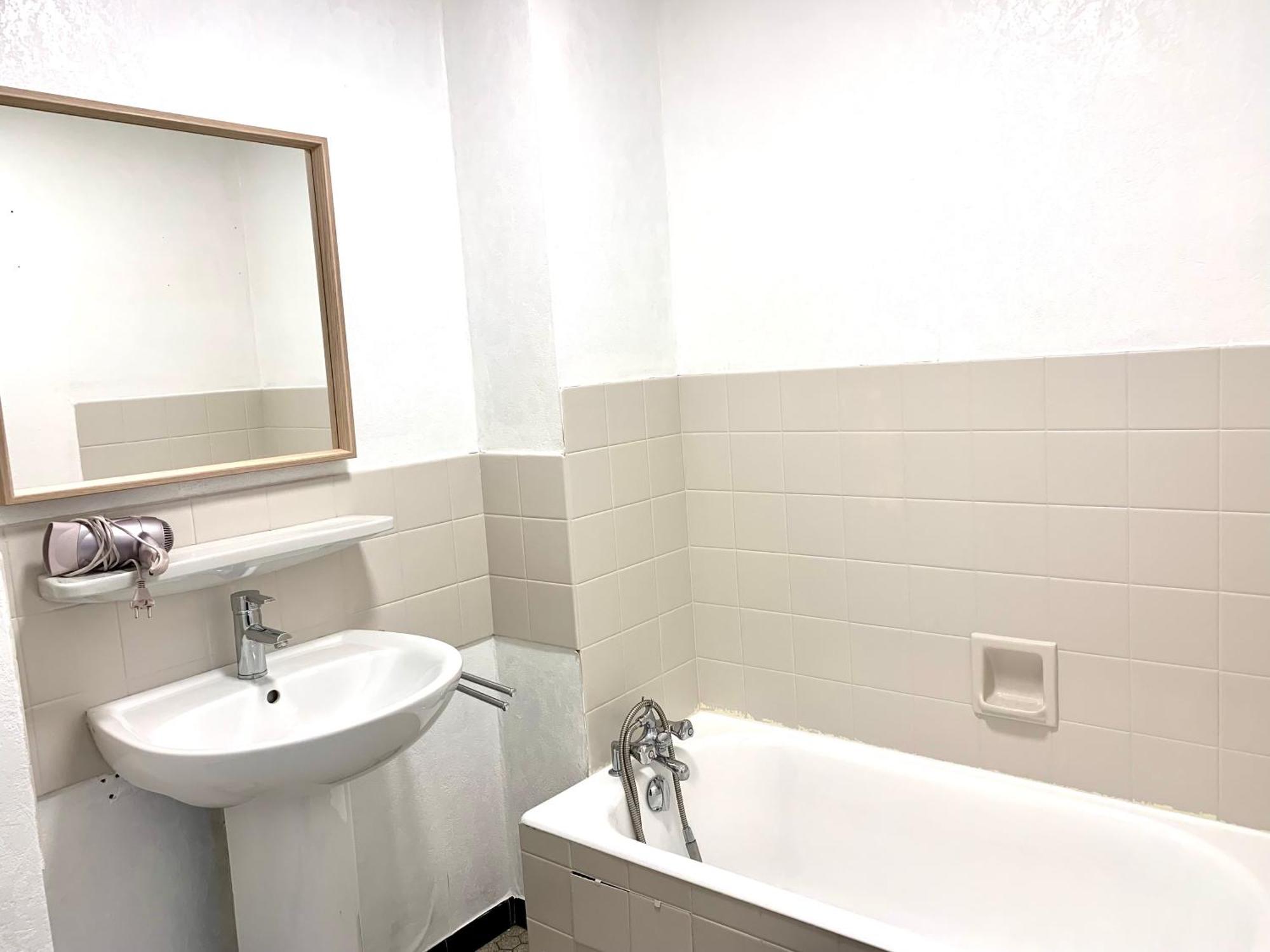 Centre Village , Pied Des Pistes, 42 M2 , Balcon Sud Vue Montagne Apartment