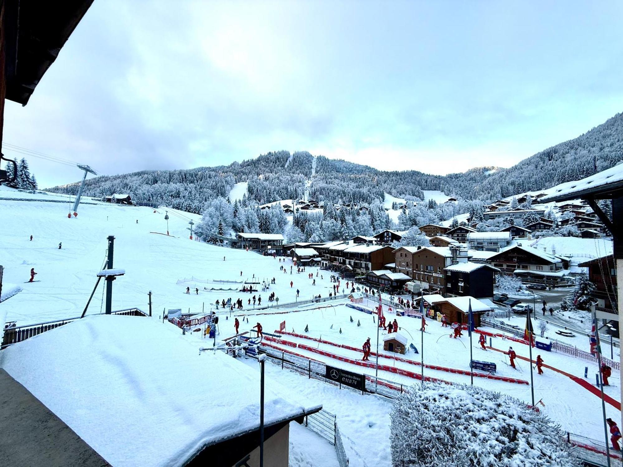 Centre Village , Pied Des Pistes, 42 M2 , Balcon Sud Vue Montagne * La Clusaz